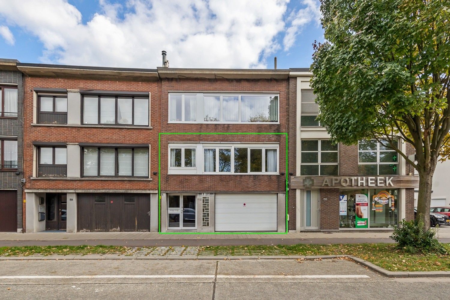 IN OPTIE Ruim en gezellig bel-étage appartement met tuin te Deurne foto {{pictureIndex}}