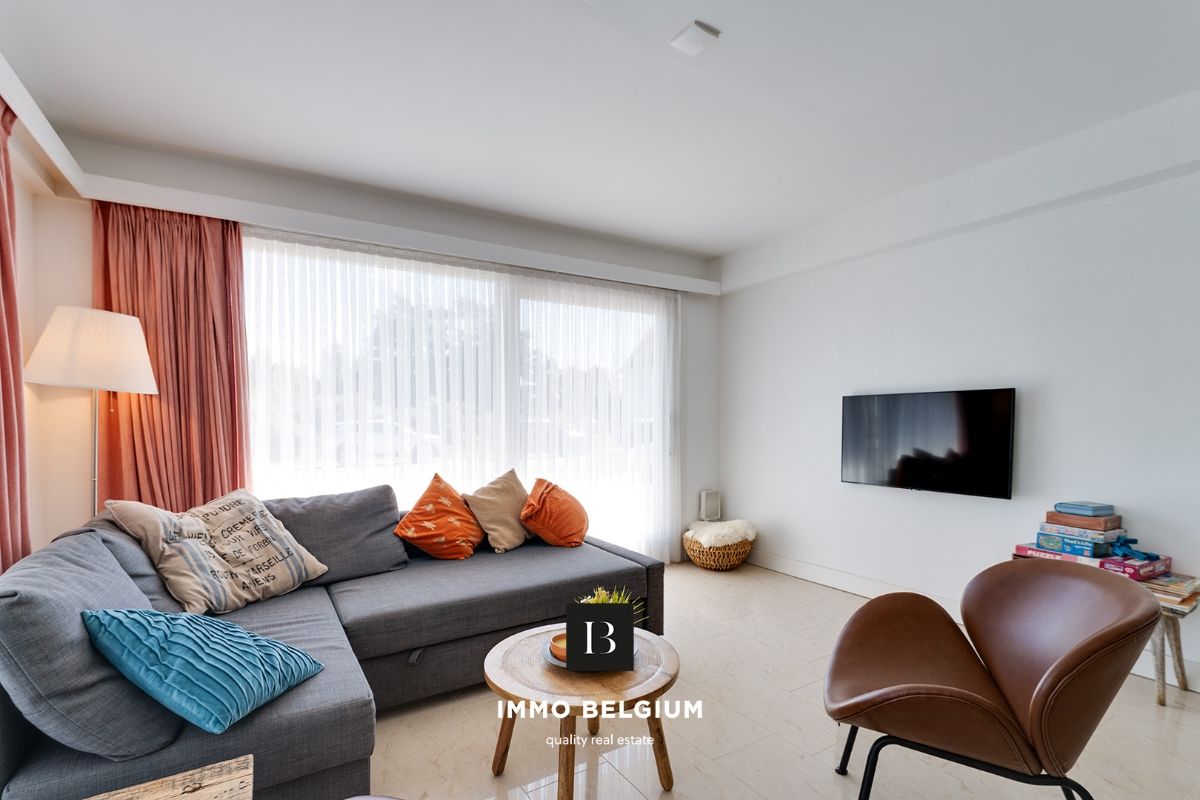 Gerenoveerd appartement met 2 SLPKS om de hoek van de dijk foto 6