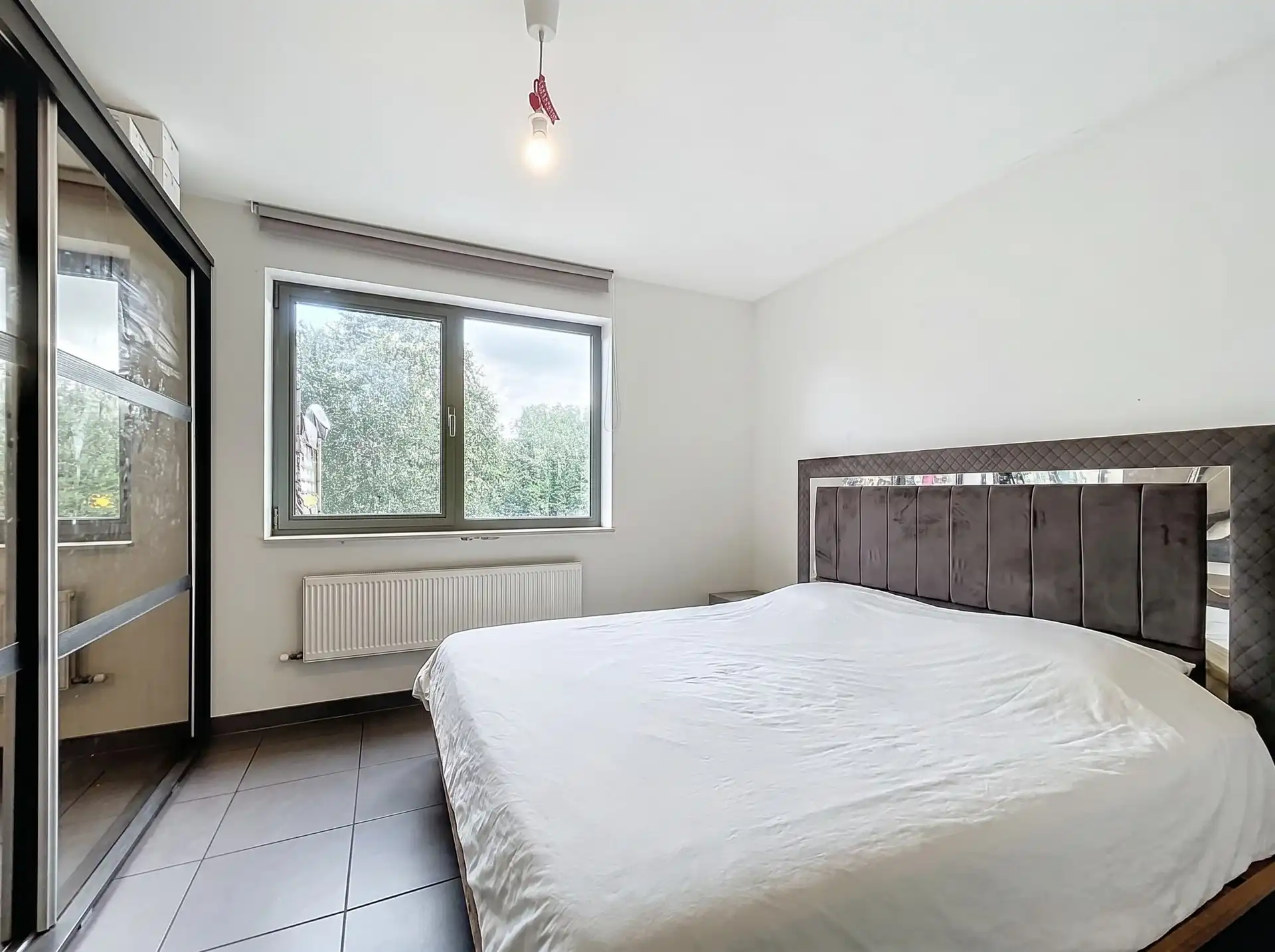 Recent 3-slaapkamer appartement met staanplaats op centrale ligging! foto 7