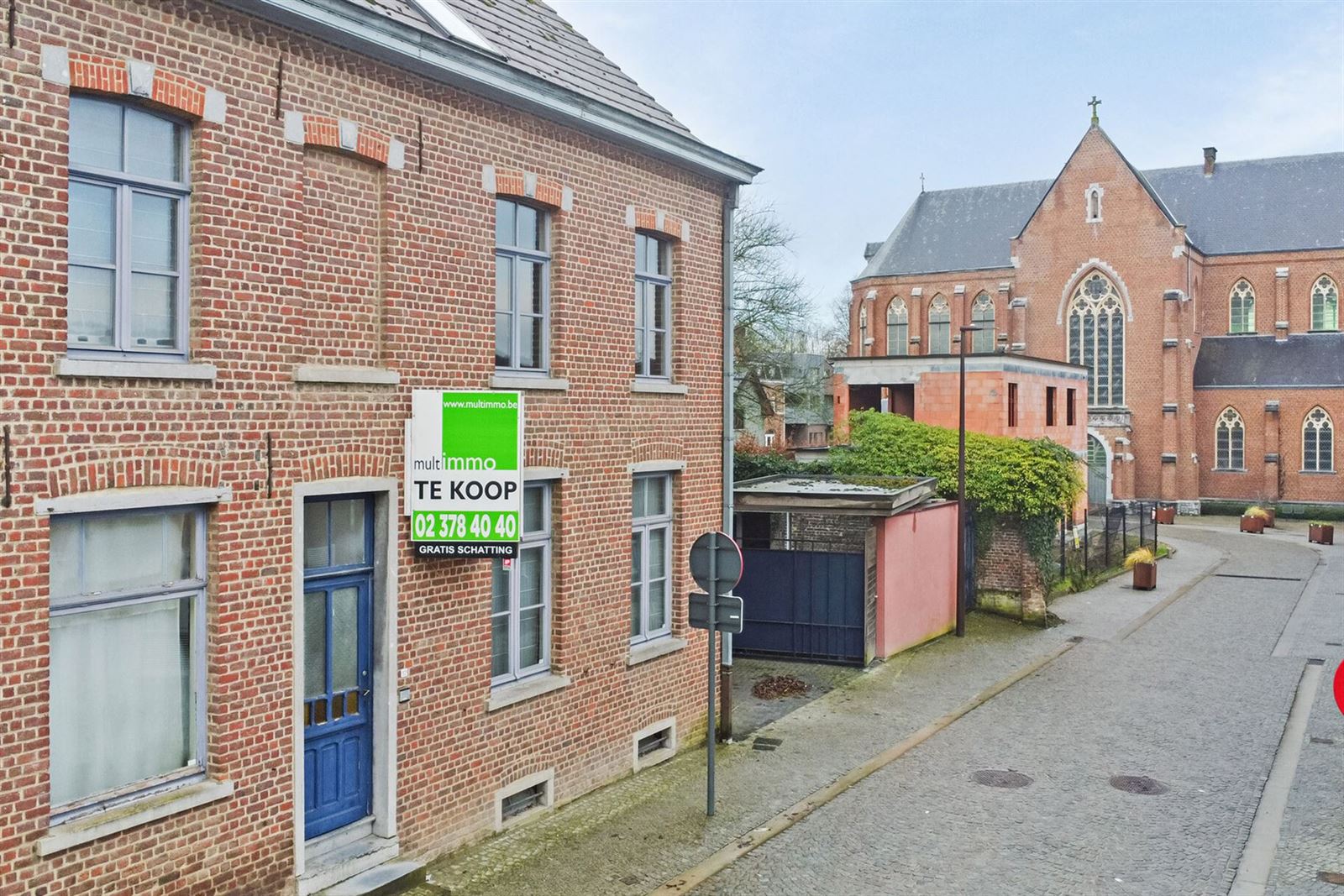 Hoofdfoto van de publicatie: Gezellige ruime woning met 5 slaapkamers en 2 badkamers 