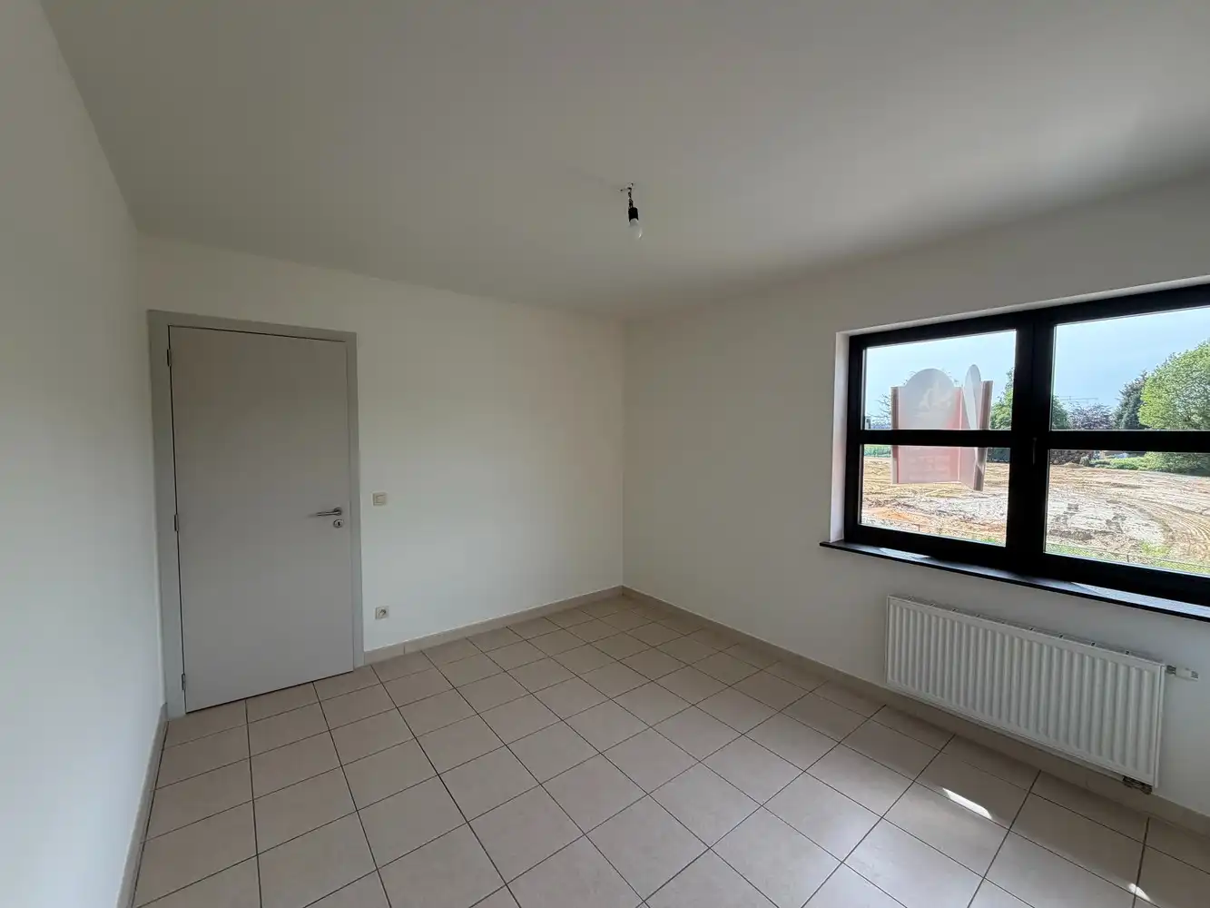 Instapklaar appartement met ruim terras op wandelafstand van centrum Zonhoven foto 5