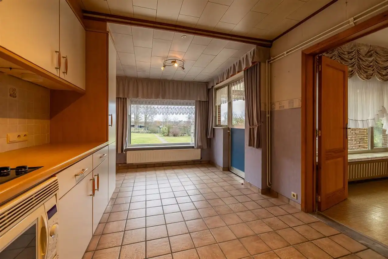 Unieke ligging boven de Mottevallei – renovatiekans met waarde-opportuniteit foto 46