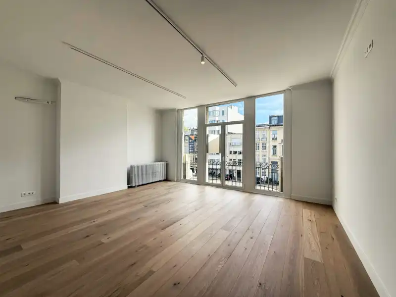 Prestigieus kantoor te huur foto 9