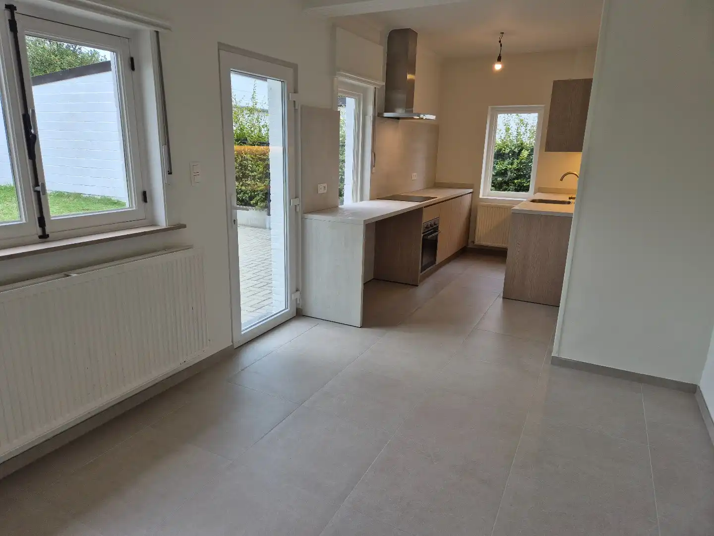 Prachtig gerenoveerde vrijstaande woning met ruime tuin. foto 7