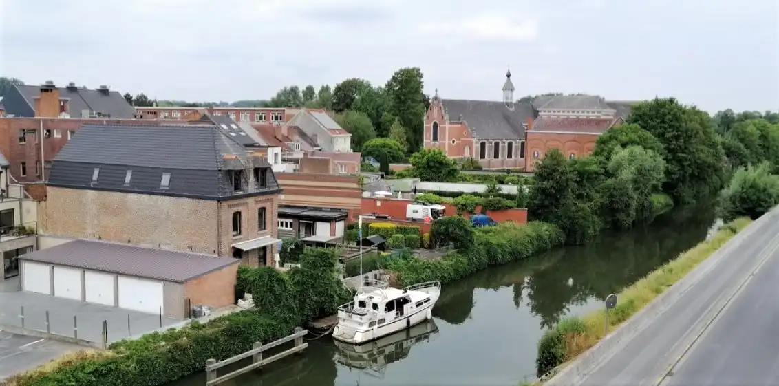 Instapklaar appartement met prachtig zicht op het water in centrum Geraardsbergen  foto 4