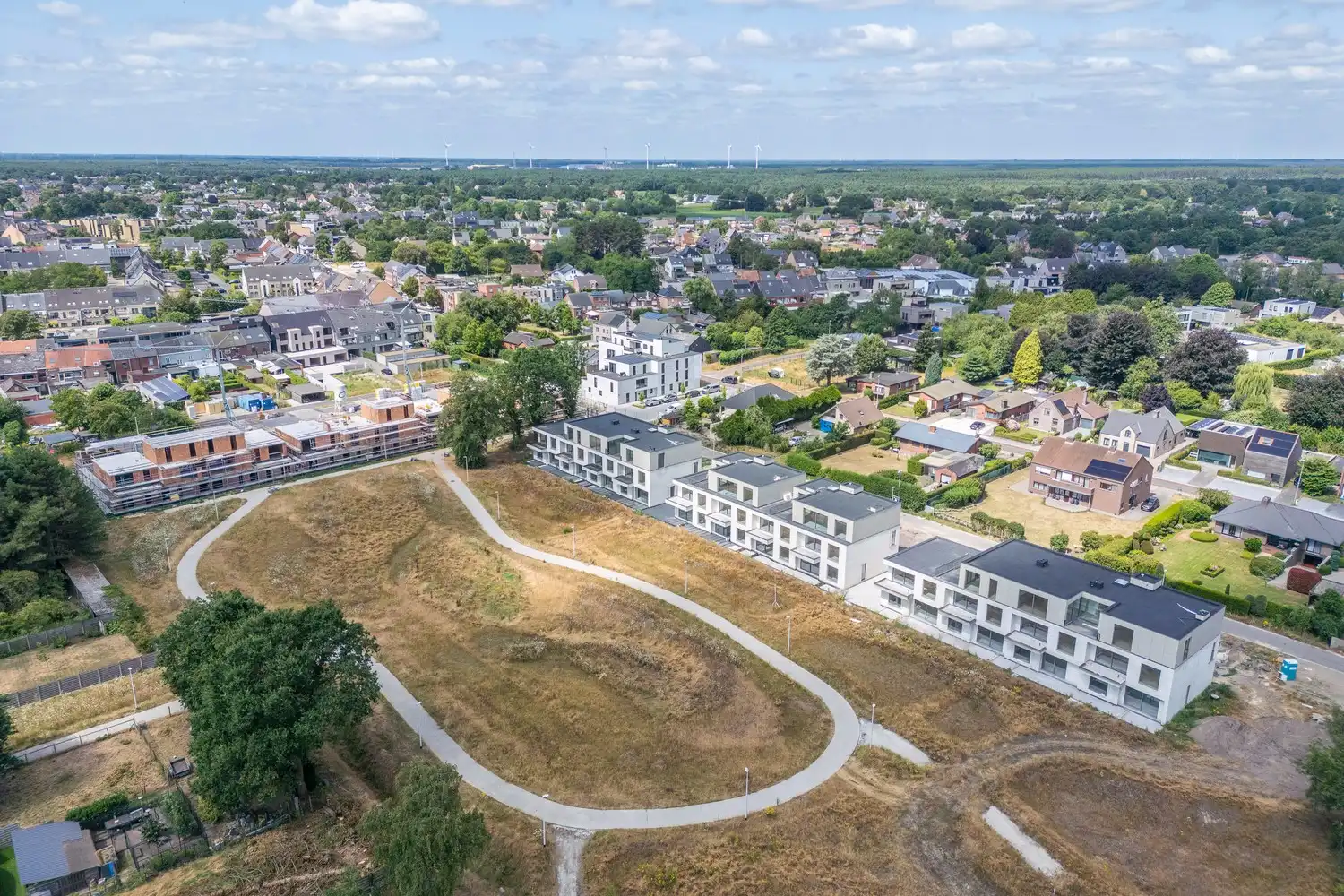 Gelijkvloers nieuwbouwappartement in een prachtige parkomgeving foto 4