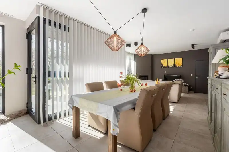 Moderne villa met hippisch complex op 15.856m²  foto 8
