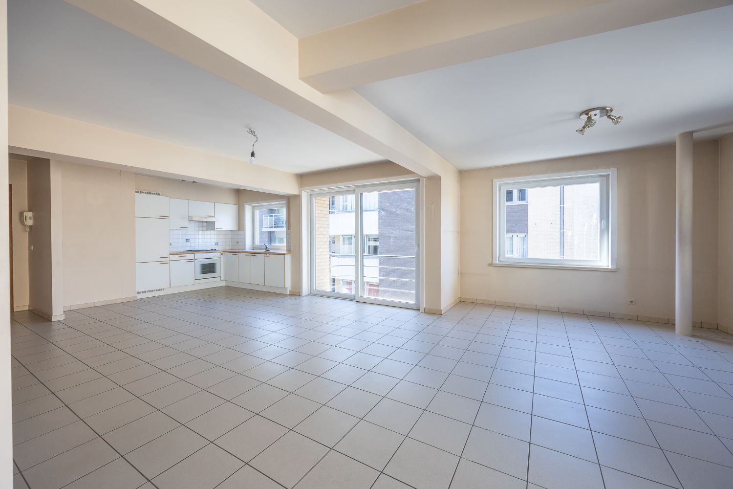 Hoek appartement in centrum Oostende. foto 4