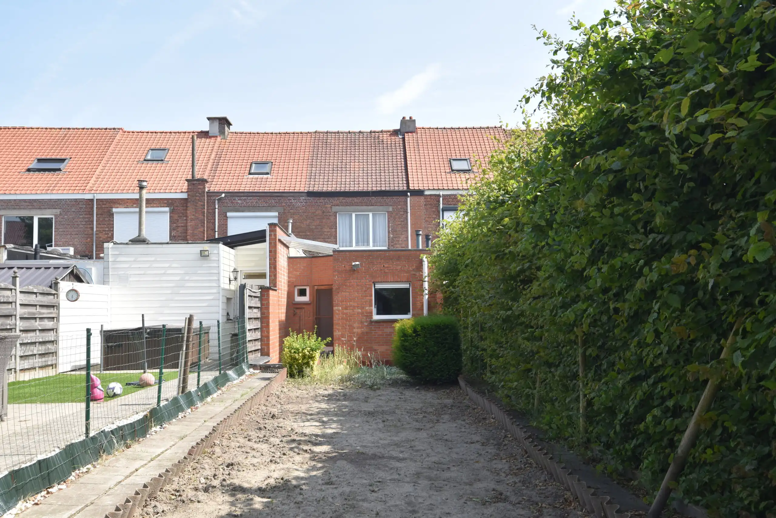 Verzorgde stadswoning met tuin op wandelafstand van alles foto 21