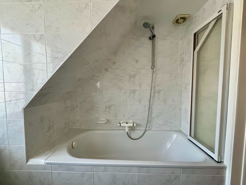 CHARMANTE VILLA IN RUSTIGE WOONWIJK MET UITSTEKENDE LIGGING foto 7