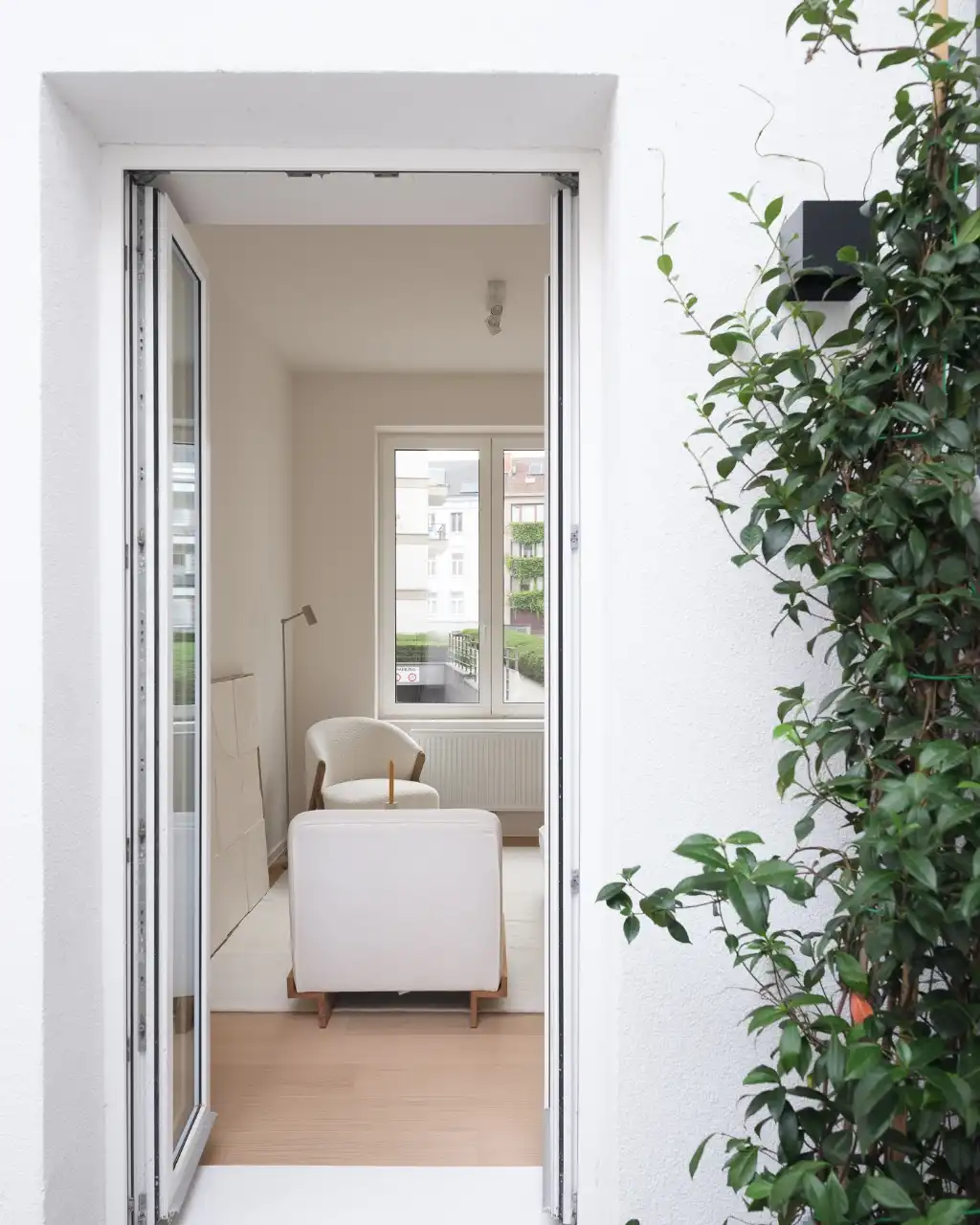 Gerenoveerd 1-slaapkamer appartement met buitenruimte nabij Gent Zuid foto 7