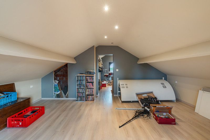 Zeer rustig gelegen, ruime gezinswoning op een perceel van 14are foto 25
