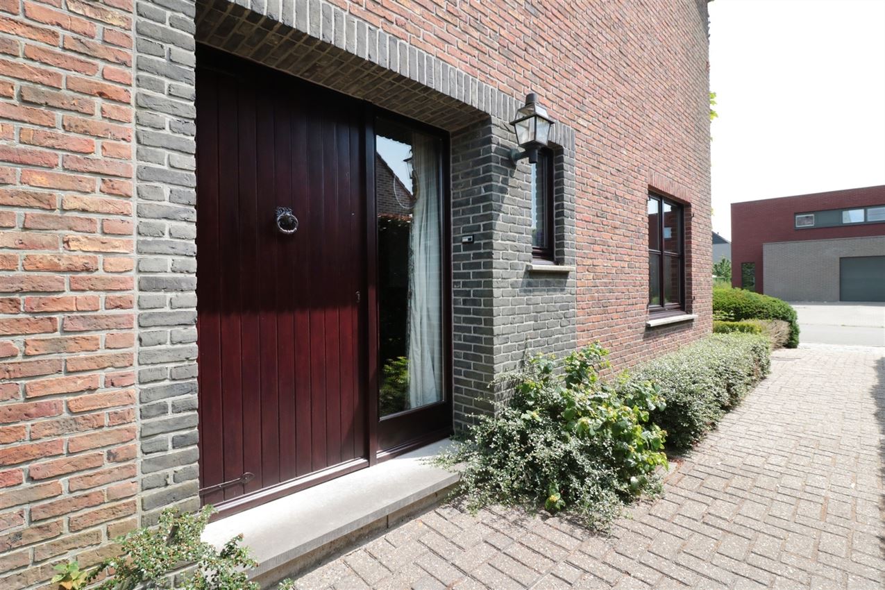 Bijna label B, rustig, nabij station en invalswegen foto 22