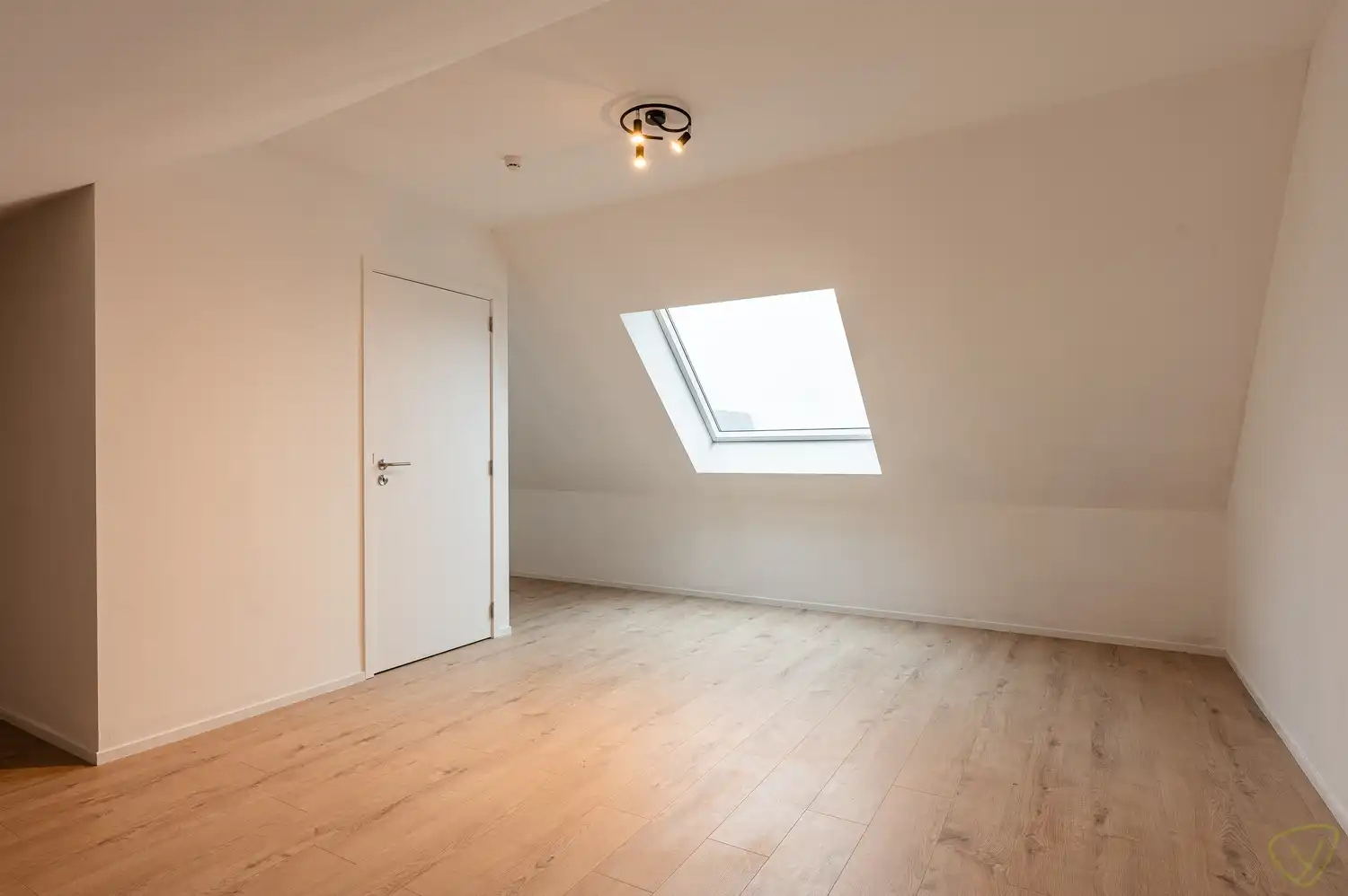 Instapklare BEN-woning met 4 slaapkamers en tuin in rustige verkaveling foto 24