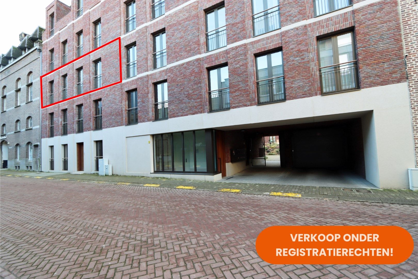 Instapklaar nieuwbouw appartement met twee slaapkamers en mooi terras foto {{pictureIndex}}