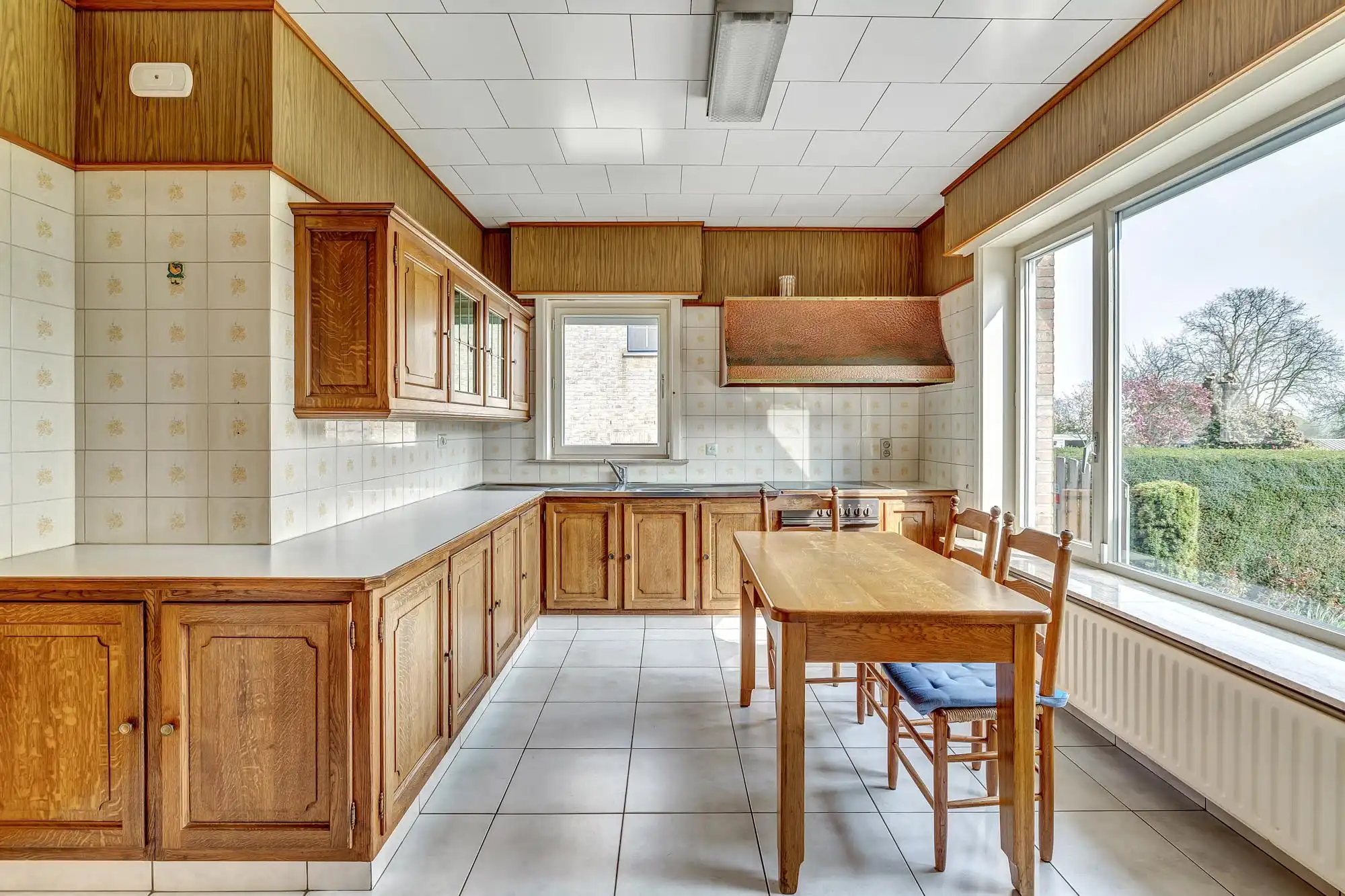 Goed onderhouden woning met garage en tuin foto 5