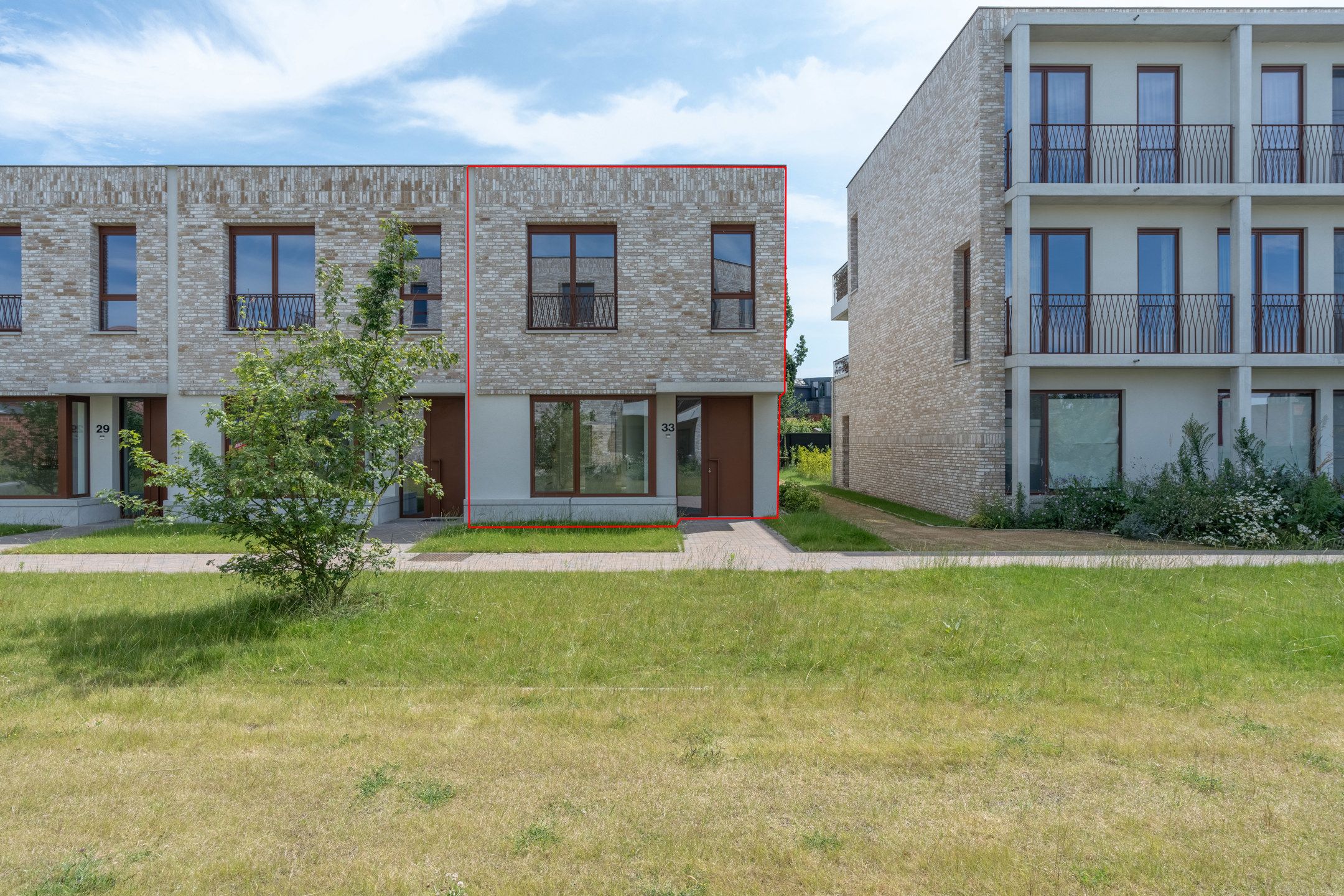 Zuinige woning met 3 slpks en privé tuintje te Oud-Turnhout foto {{pictureIndex}}