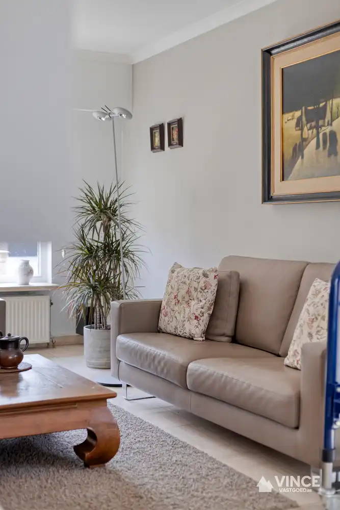 Instapklare, half-open woning met tuin in hartje Mariaburg foto 9