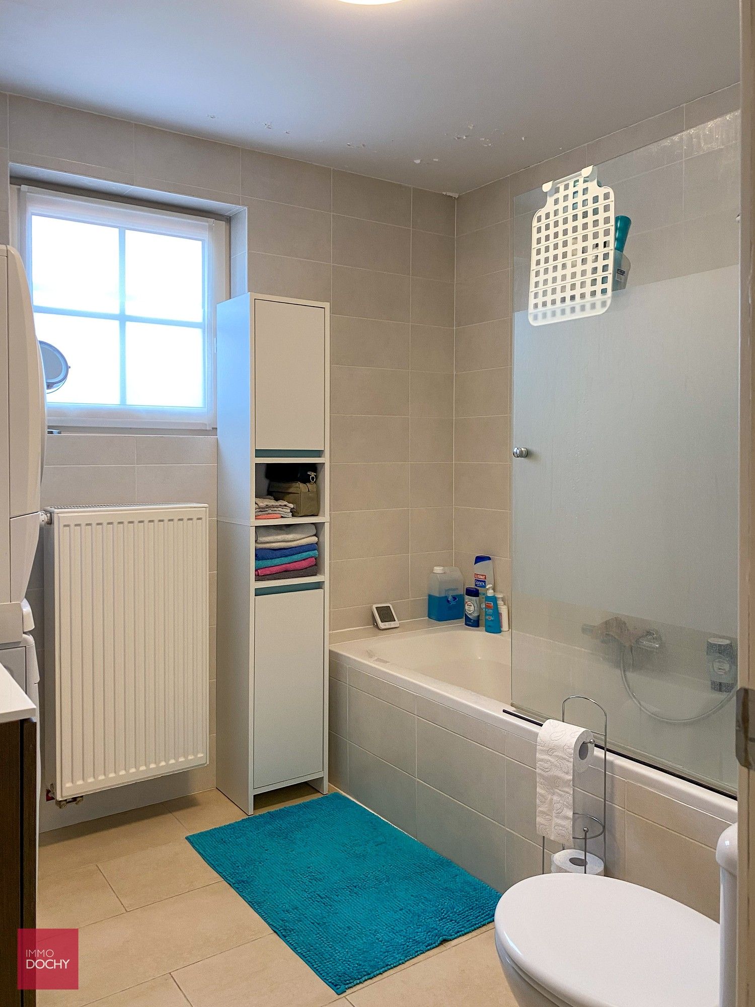 Mooie instapklare recente woning | Izegemstraat foto 9