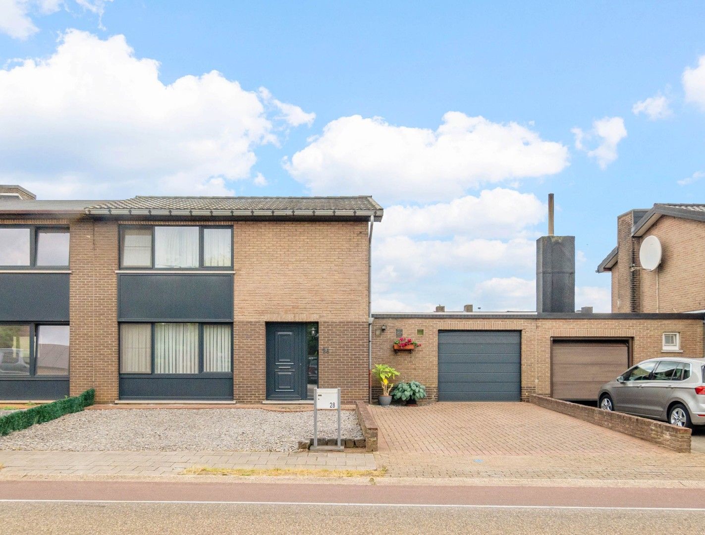 Hoofdfoto van de publicatie: 🏡 Te koop – Instapklare, goed onderhouden woning met 3 slaapkamers in Heusden-Zolder