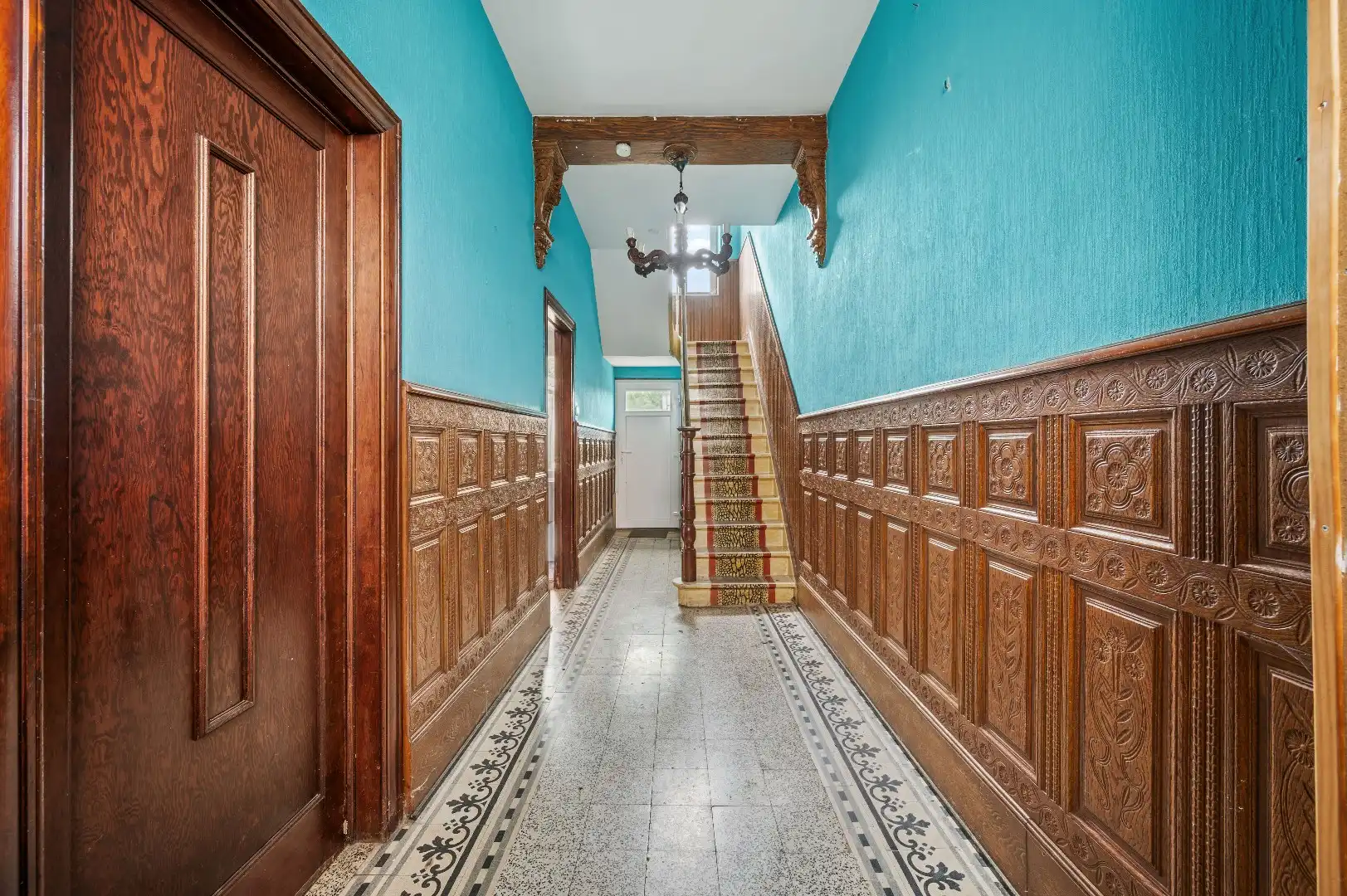 Te renoveren woning met potentieel op ruim perceel te Attenhoven (Landen) foto 6