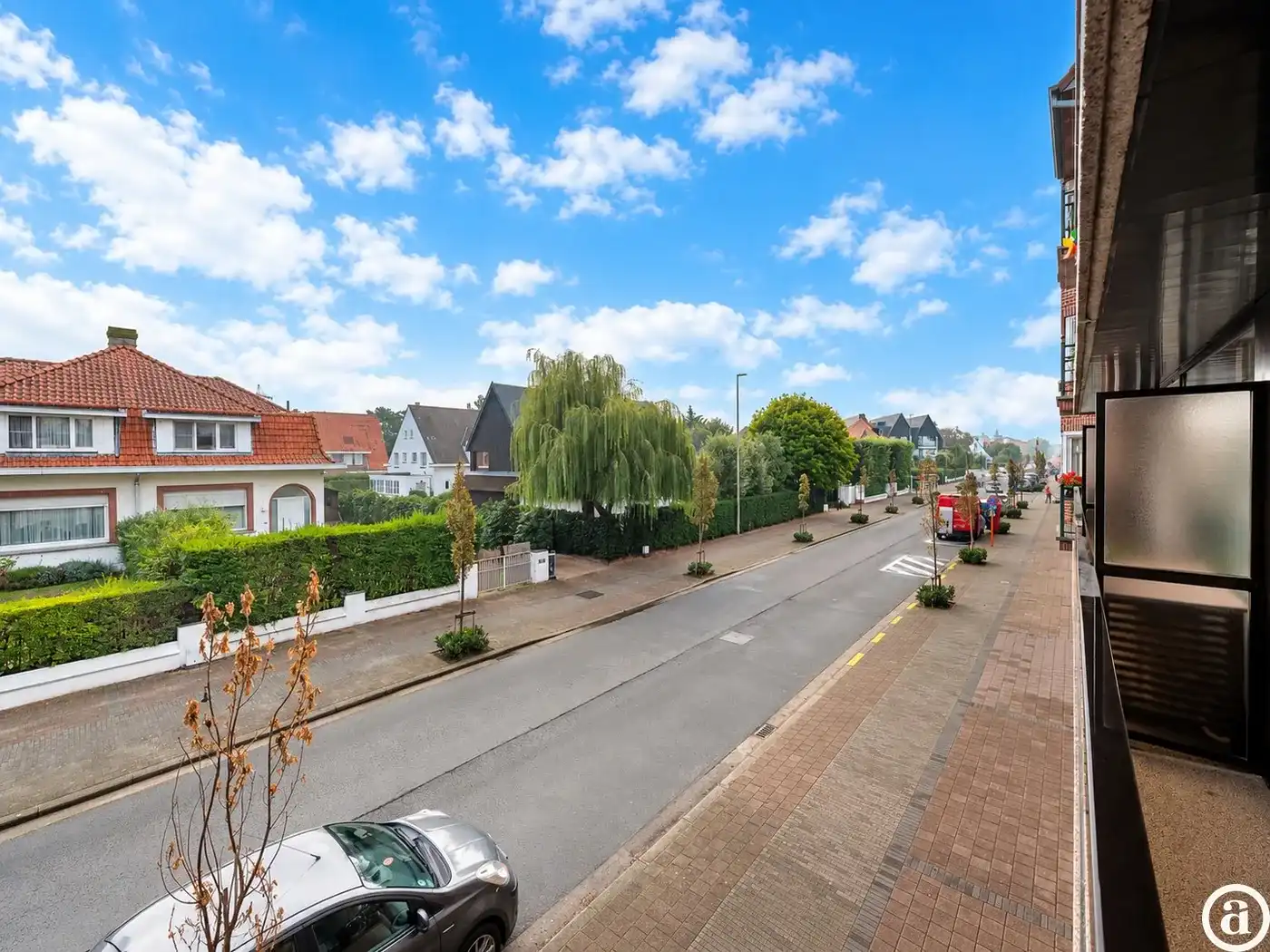 Mooi vernieuwd appartement met open uitzicht & 3 slaapkamers foto 3