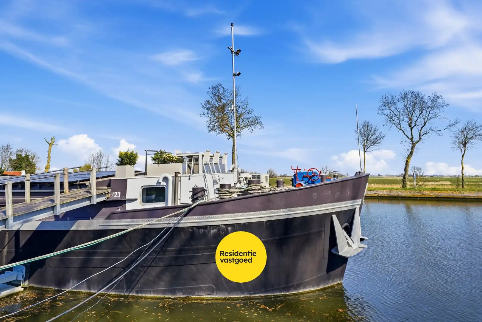 Unieke woonboot met B&B en vergunde ligplaats in Plassendale foto 49