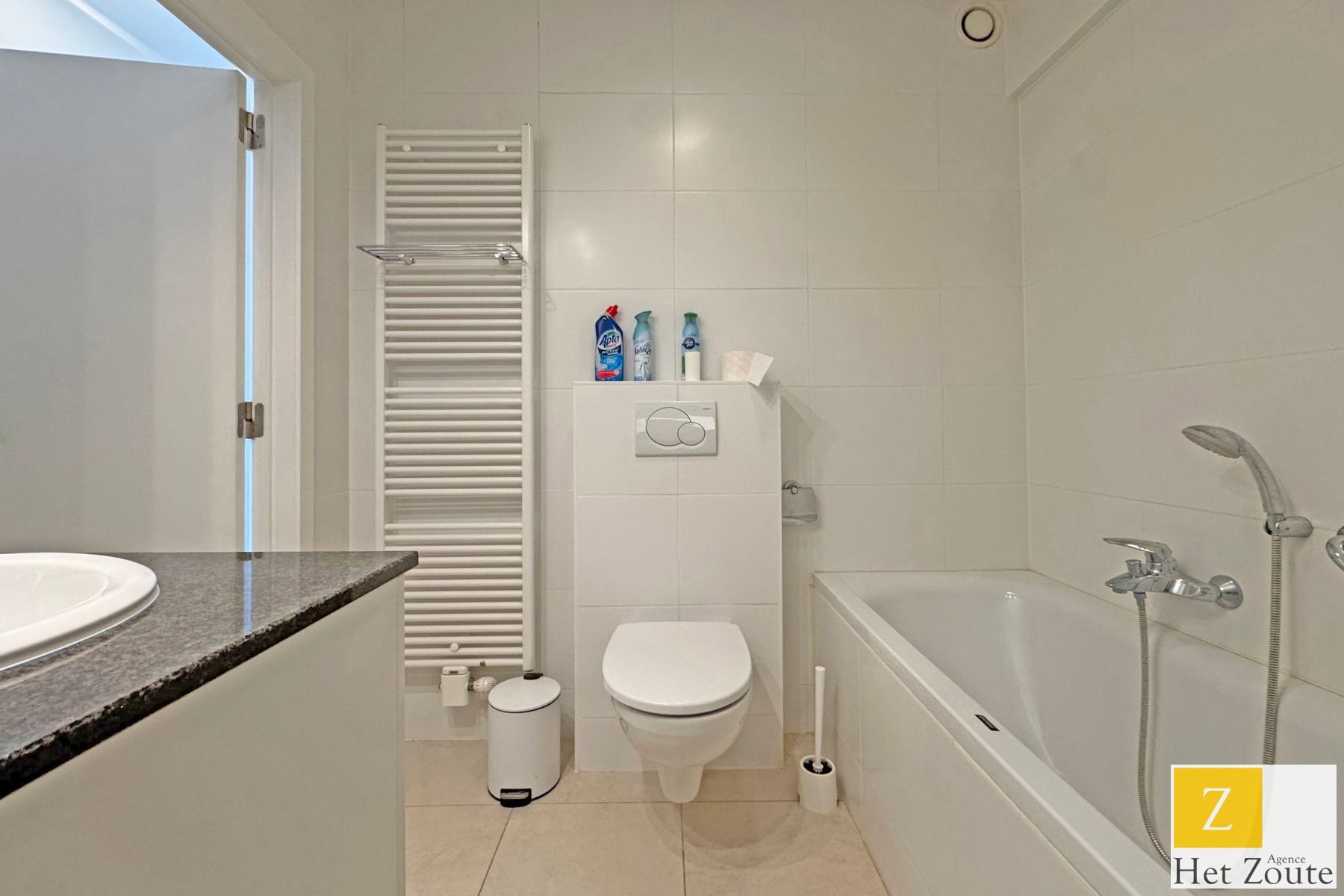 Aangenaam appartement met frontaal zeezicht - Het Zoute foto 15