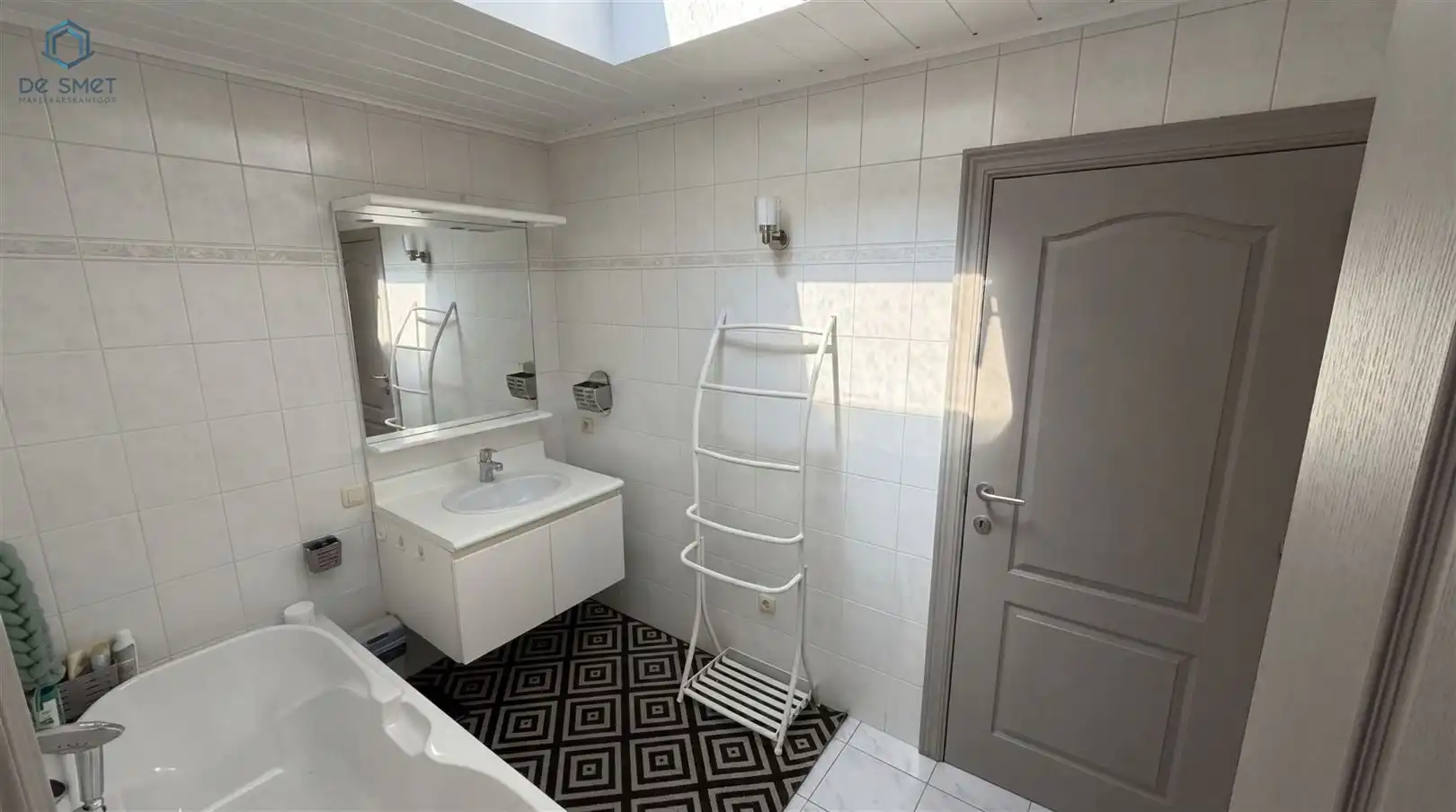 INSTAPKLARE WONING MET 2 SLAAPKAMERS, TUIN EN UITBREIDINGSMOGELIJKHEDEN TE SCHENDELBEKE foto 8