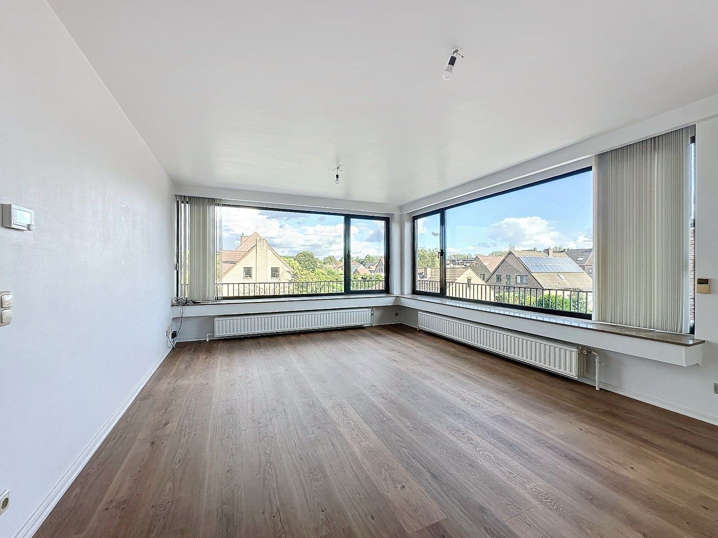 Lichtrijk instapkaar appartement nabij Abdij van 't Park! foto 1