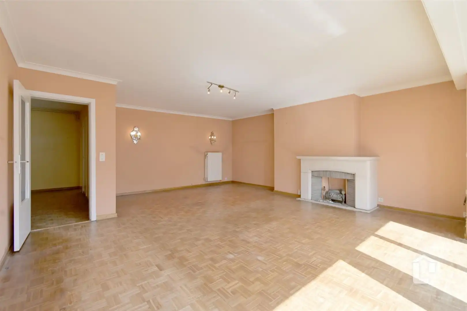 Te renoveren appartement in centrum Gent foto 3
