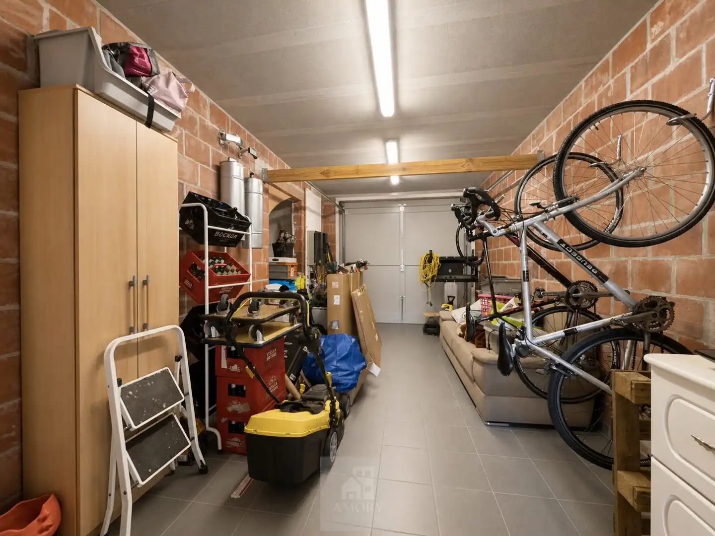 Ruime, recente gezinswoning met 4 slpk’s en garage foto 8