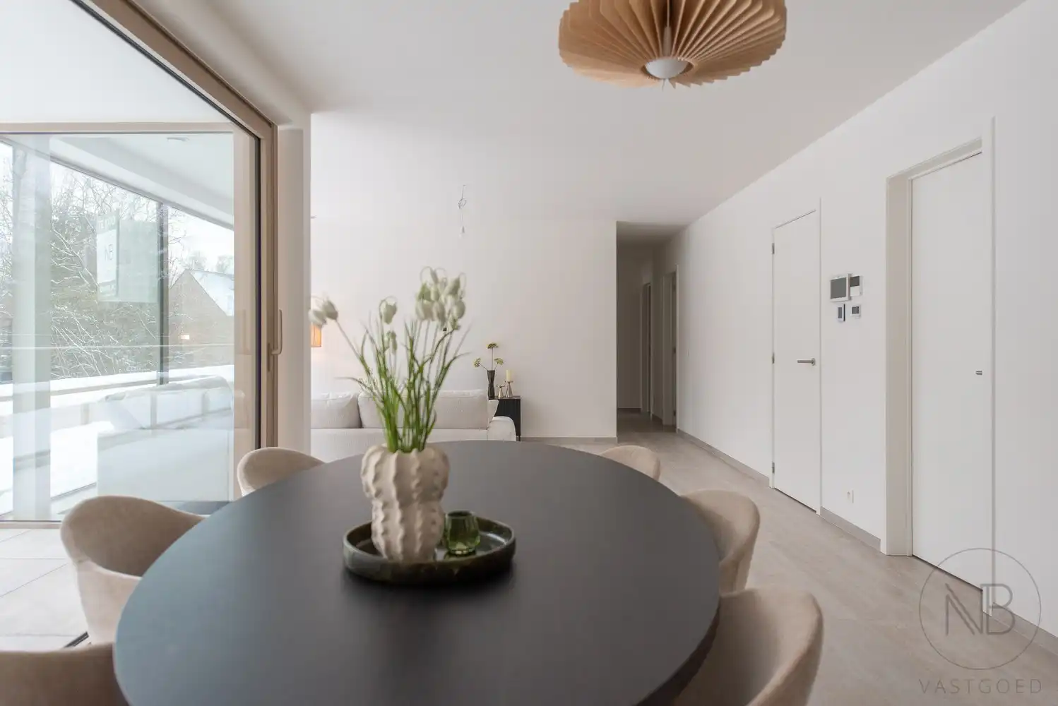 Nieuwbouwappartement met 2 parkeerplaatsen foto 8