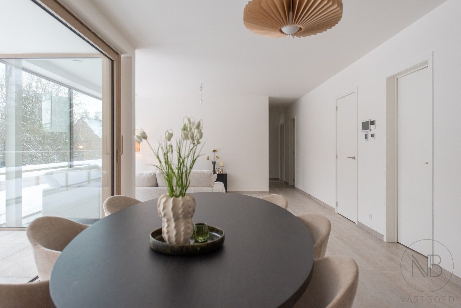 Nieuwbouwappartement met 2 parkeerplaatsen foto 8