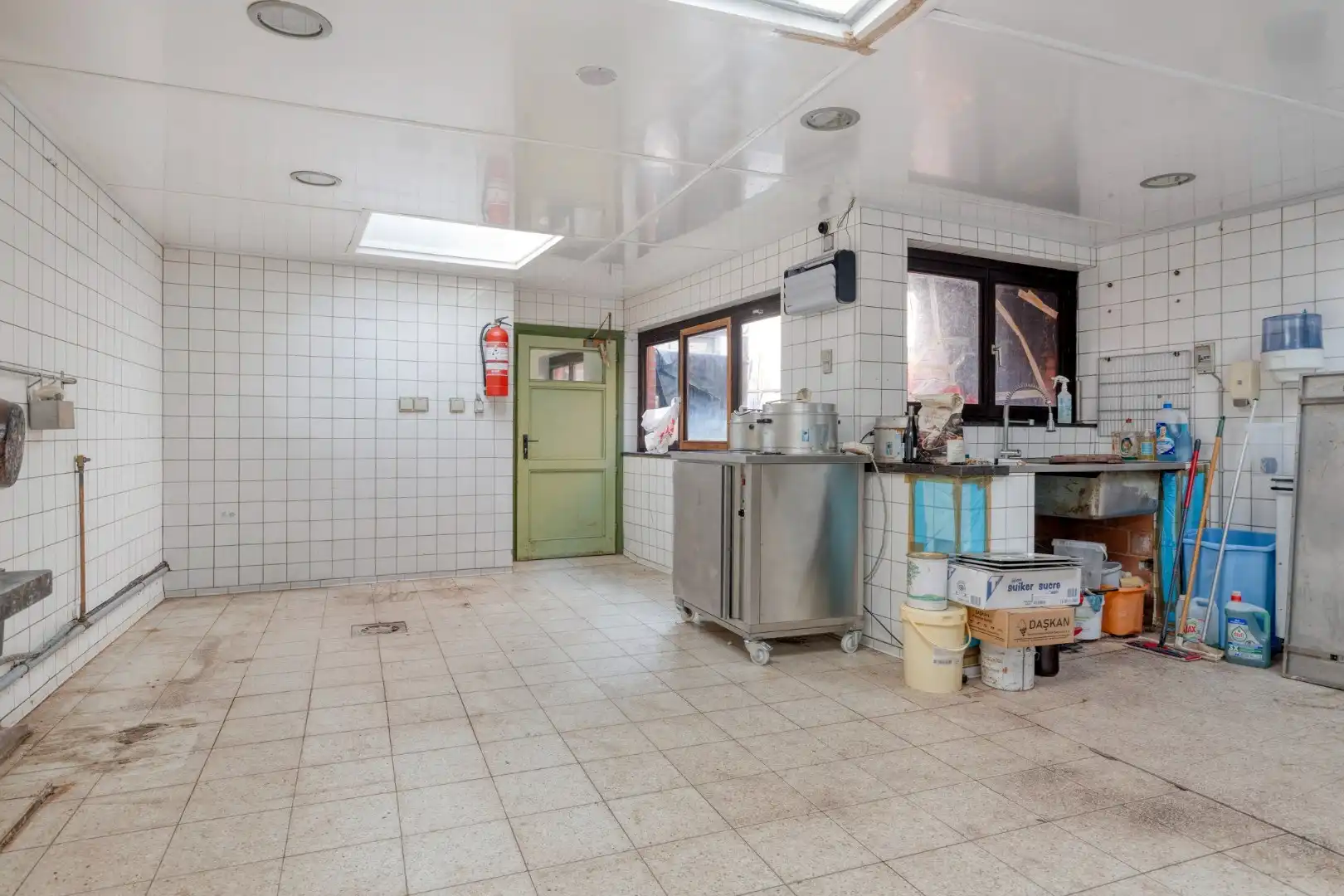 Super gelegen handelspand met garage in Heverlee! - totale oppervlakte +/- 260 m² + kelder van 38m² foto 20