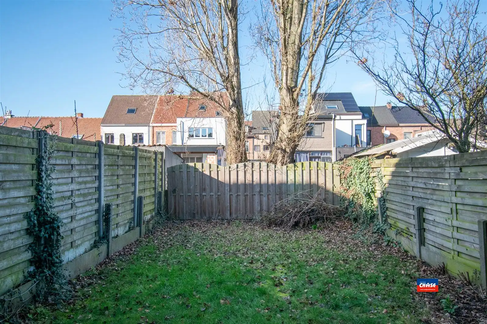 Op te frissen woning met 3 slpks + tuin foto 2