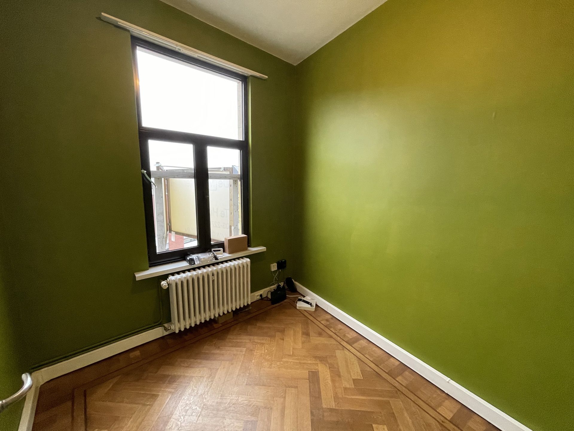 BERCHEM - ruim authentiek appartement met terras  foto 9