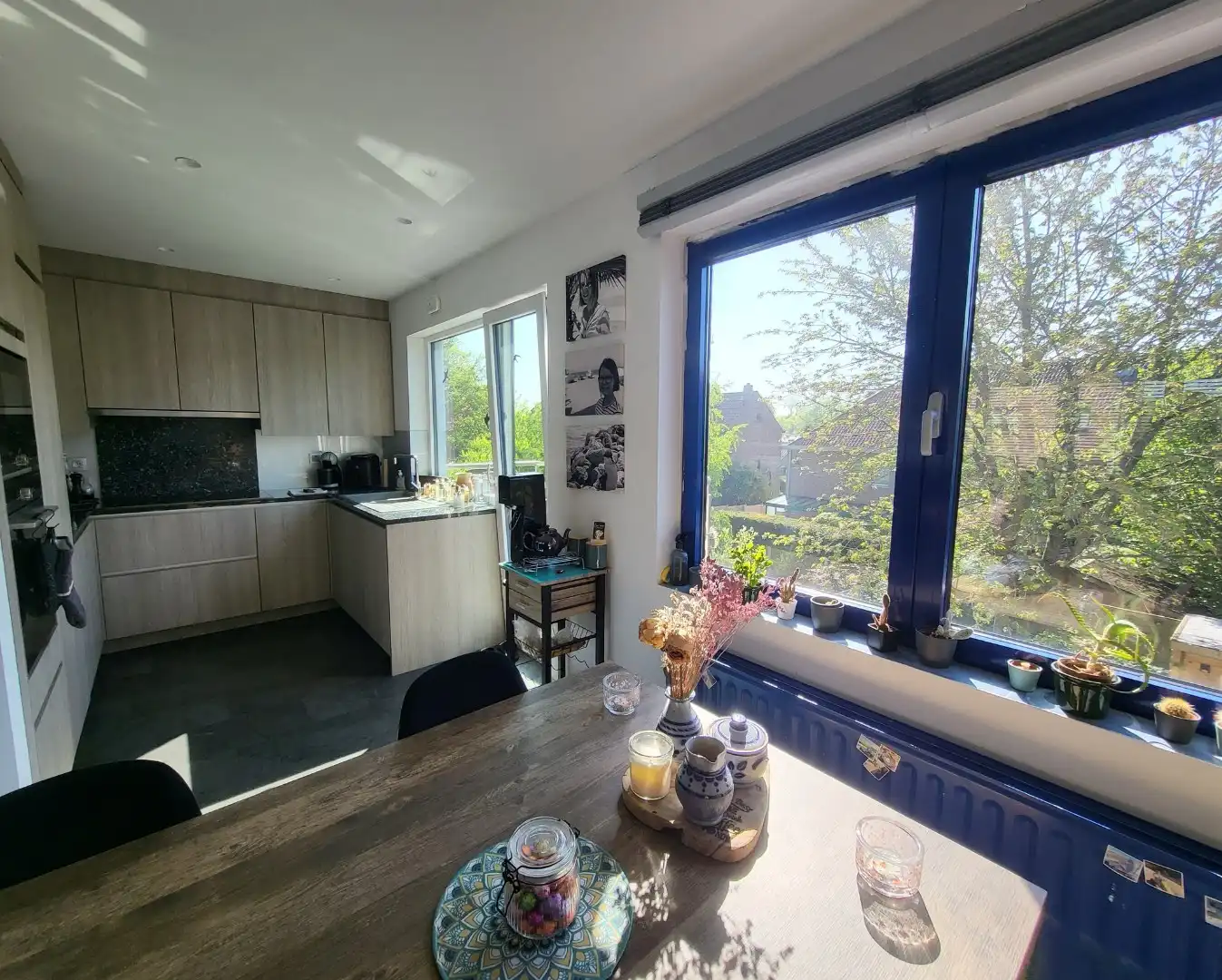 Ruime halfopen bel-etage woning met 4 slaapkamers en garage foto 14