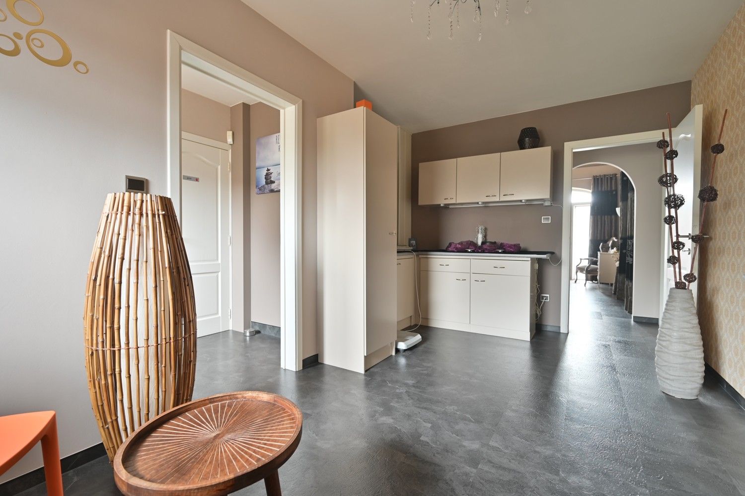 Riante woning met 5 slaapkamers (praktijkruimte), rustig gelegen nabij natuur foto 15