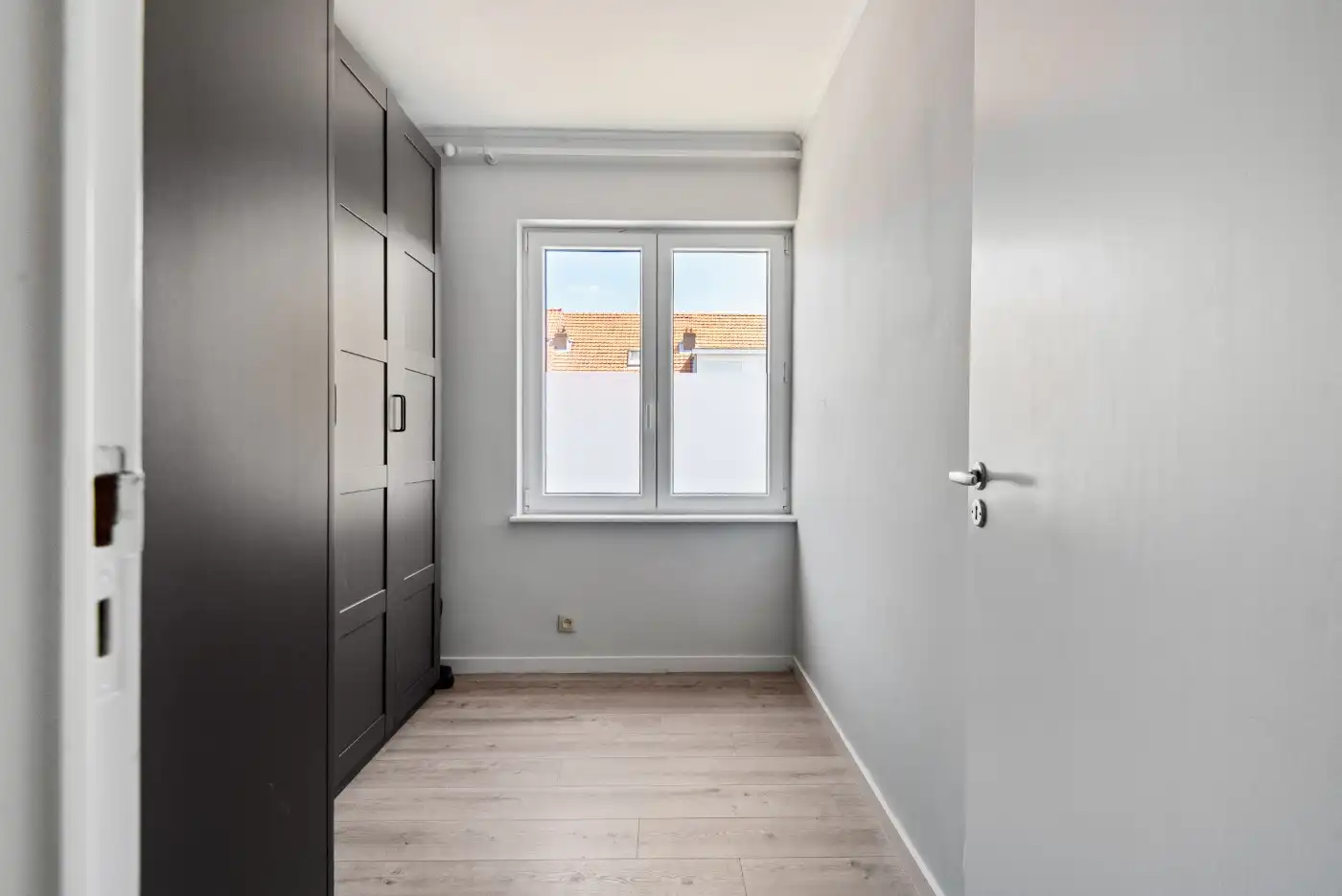 Centraal gelegen, gerenoveerde woning met 3 slpk. en west-tuin foto 17