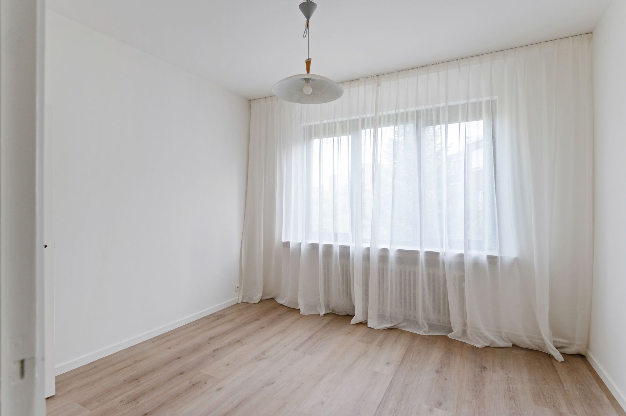 Prachtig gerenoveerde woning (3 slk.) op de Oosterveldwijk foto 6