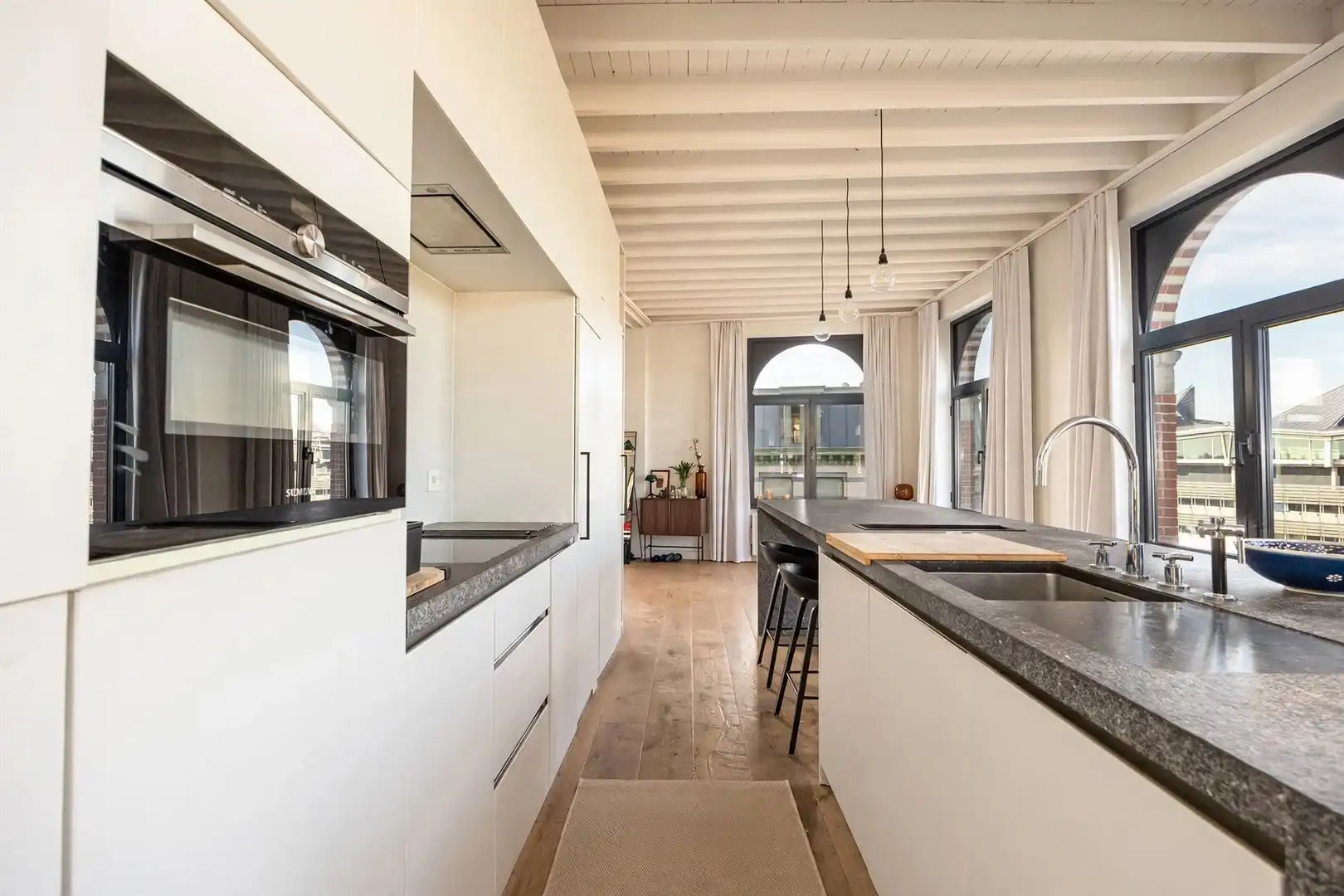 Architecturaal wonen met zicht over Antwerpen-Zuid foto 9