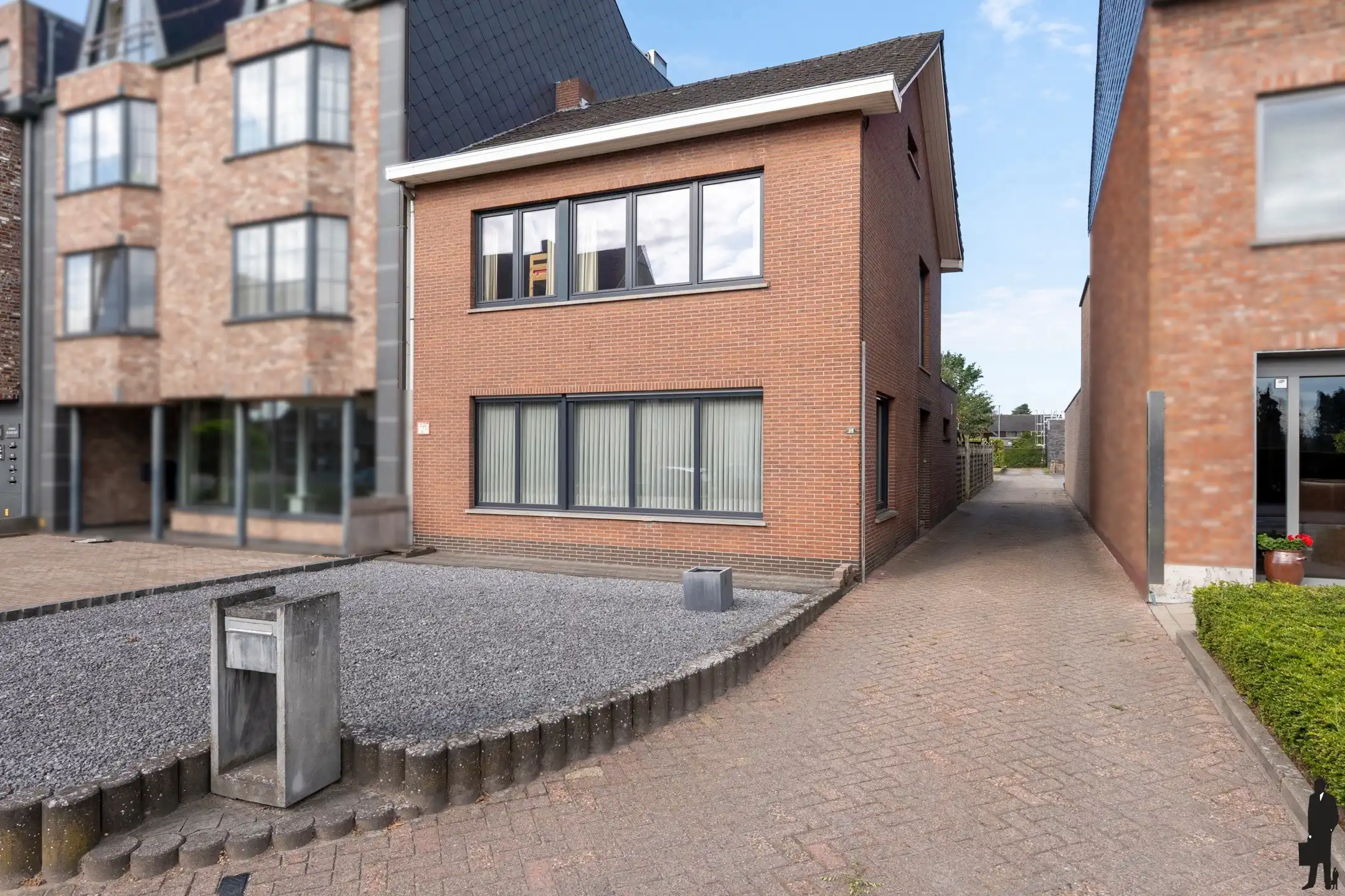 Uitstekende gezinswoning met 3 slaapkamers in Ravels foto {{pictureIndex}}