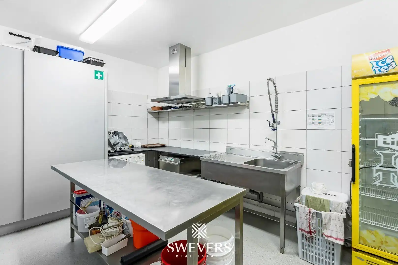 Instapklaar handelspand te huur in Beverlo foto 18