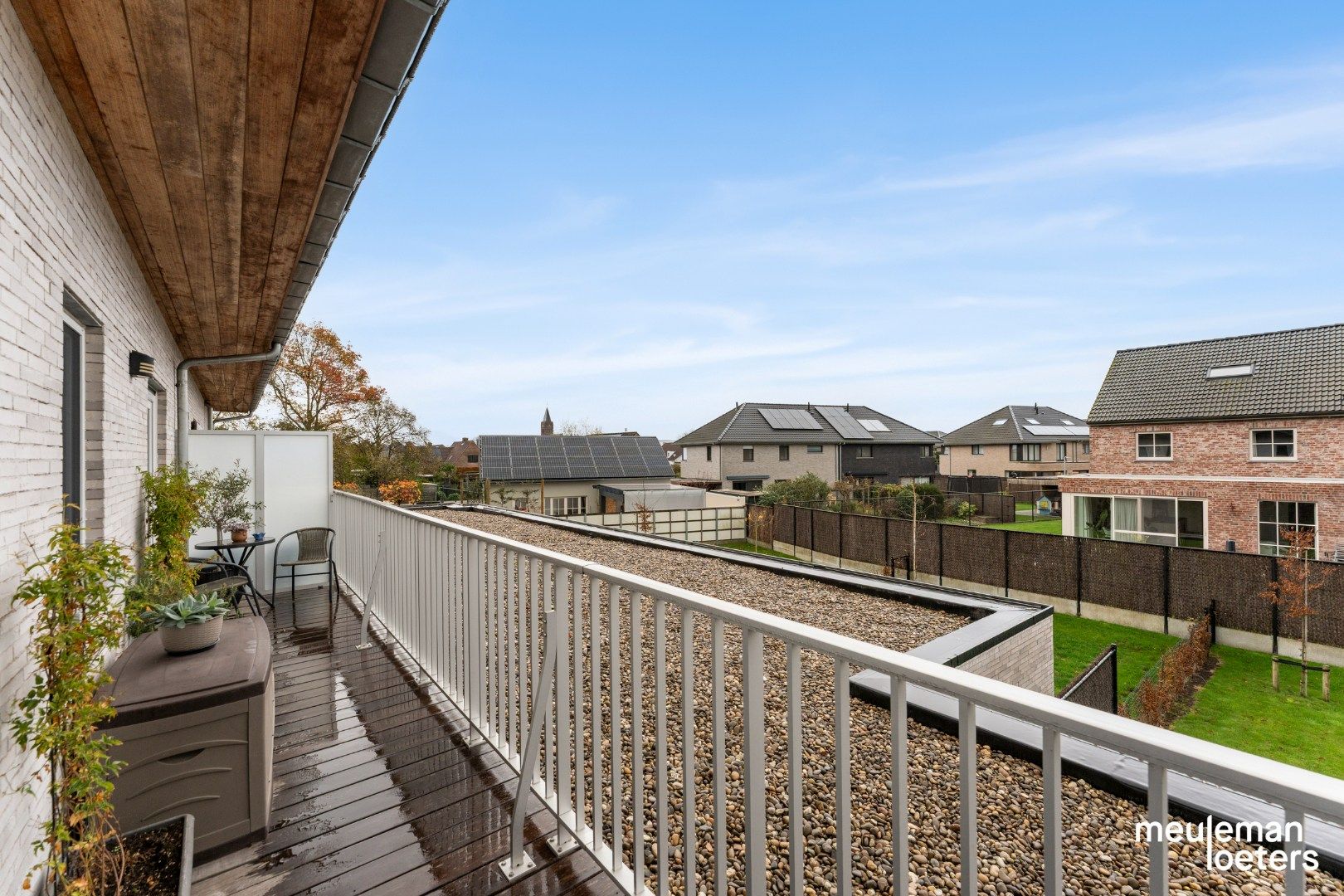 Recent appartement met twee ondergrondse autostaanplaatsen foto 13