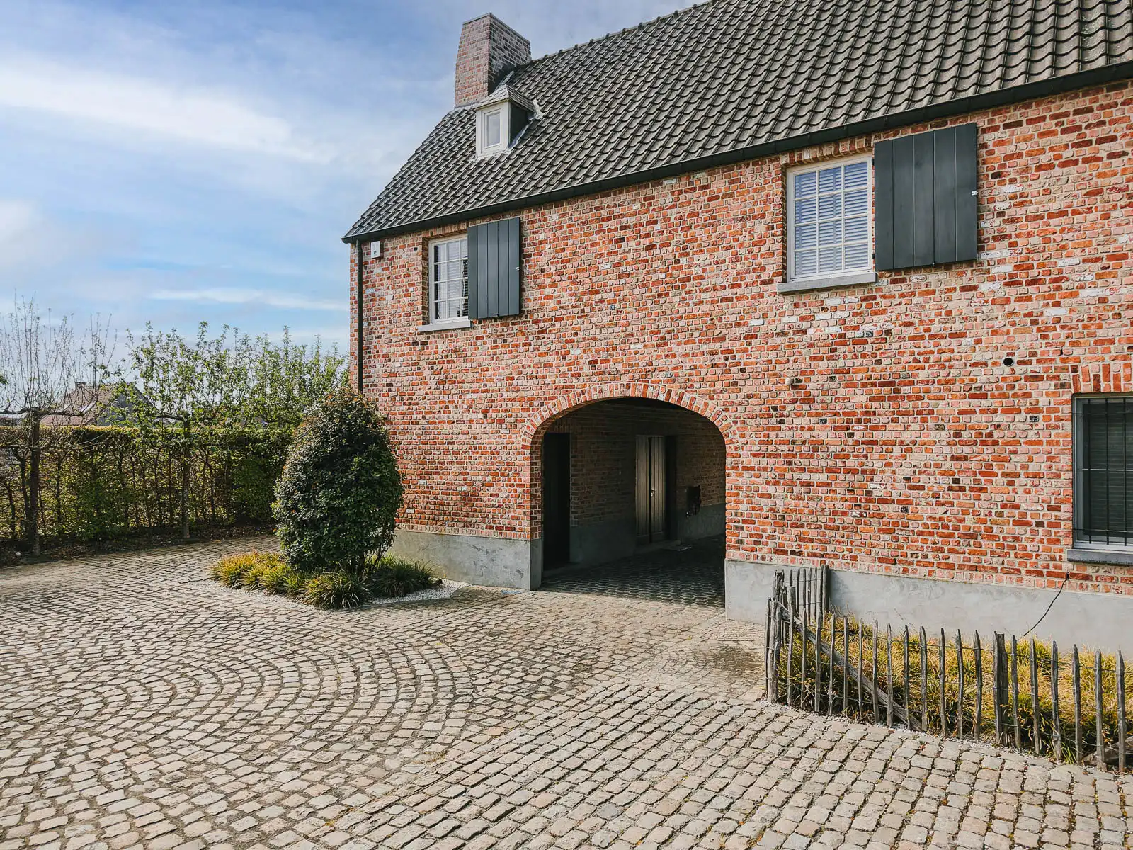 Exclusieve parkvilla met panoramisch uitzicht foto 4