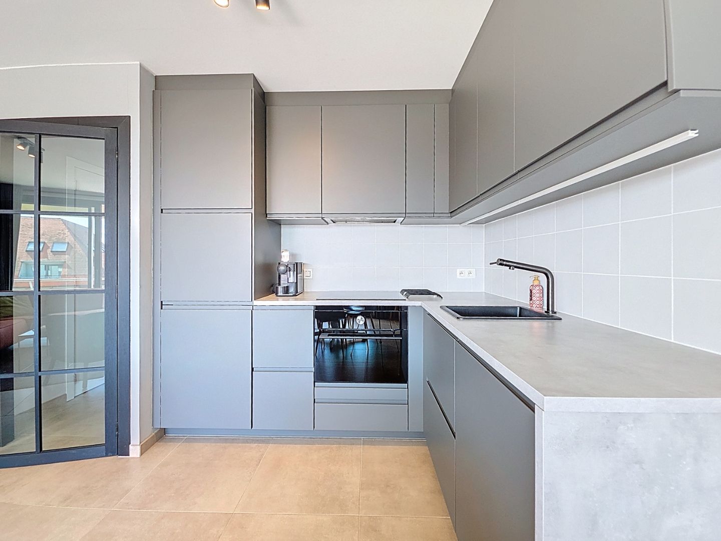 Hoekappartement met lateraal zeezicht in Nieuwpoort foto 4