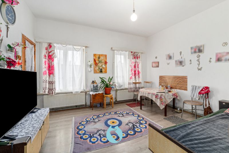 Statig gebouw bestaande uit verschillende units nabij centrum Gent foto 29