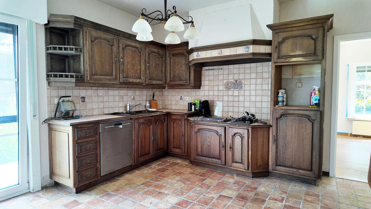 Zonnig en rustig gelegen alleenstaande woning te Eeklo! foto 5