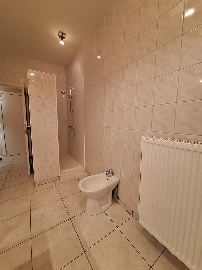 Perfect gelegen gelijkvloers appartement in het Centrum van Neerpelt foto 10